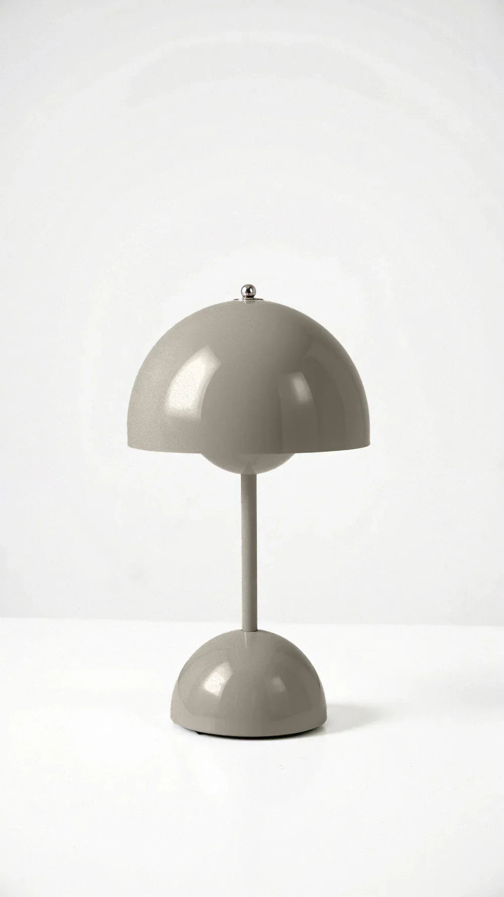 Wireless Round Metal Table Lamp Rechargeable Touch Dimmable - Image 17