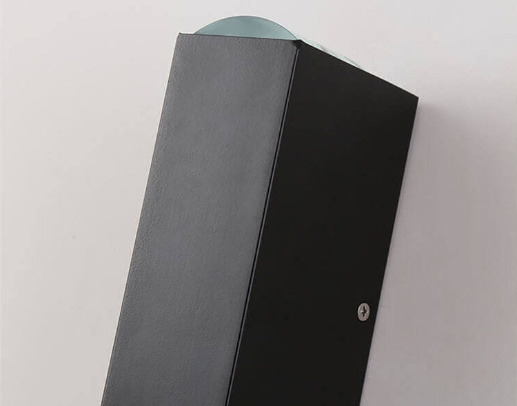 Sleek Water Resistant Outdoor LED Wall Light - Image 8