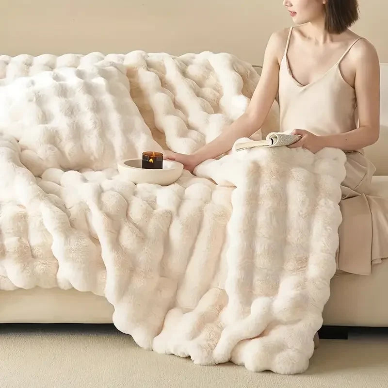Reversible Bubble Pattern Blanket Cozy All-Season Home Throw - Image 2