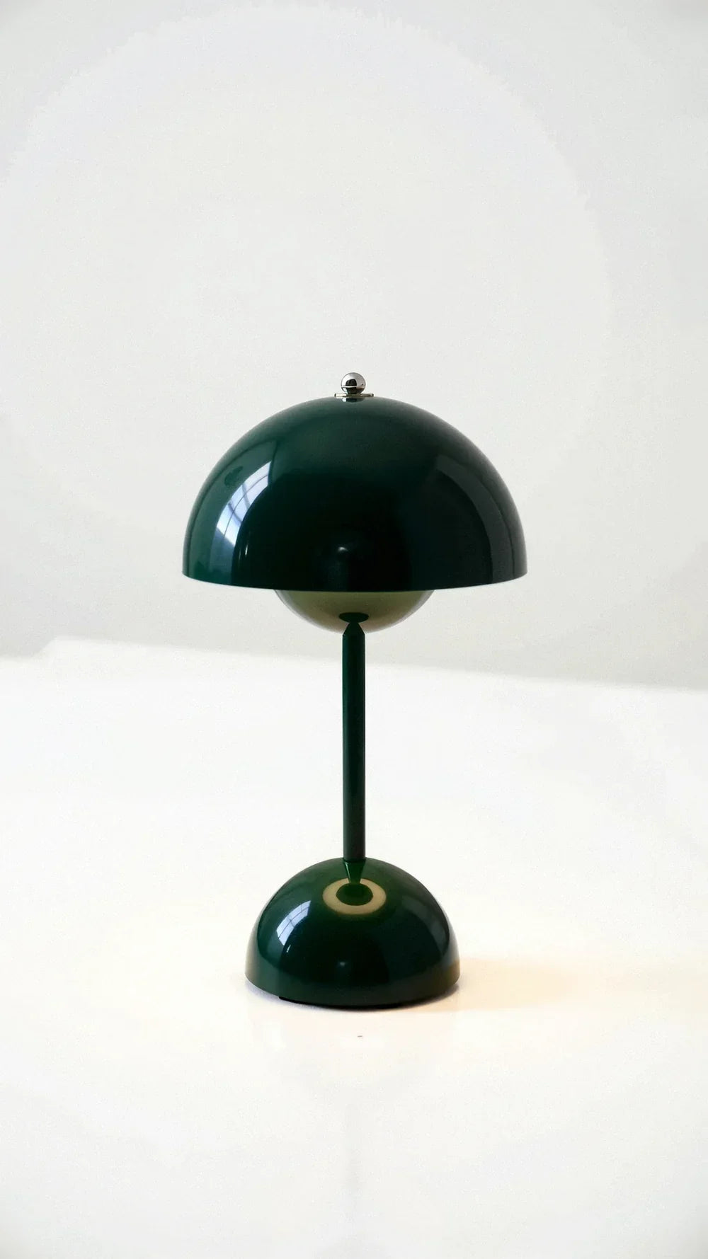 Wireless Round Metal Table Lamp Rechargeable Touch Dimmable - Image 21