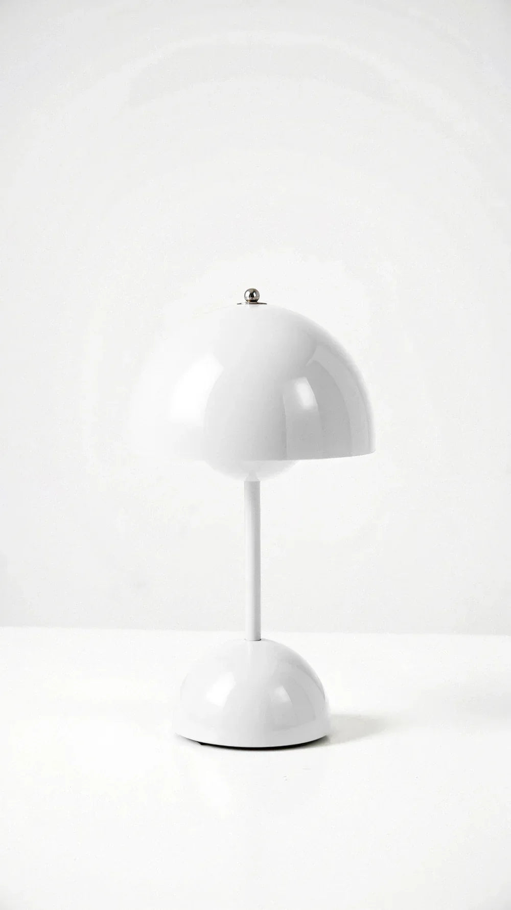 Wireless Round Metal Table Lamp Rechargeable Touch Dimmable - Image 23