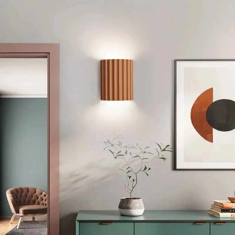 Modern Ribbed Wall Light for Elegant Interiors - Image 4